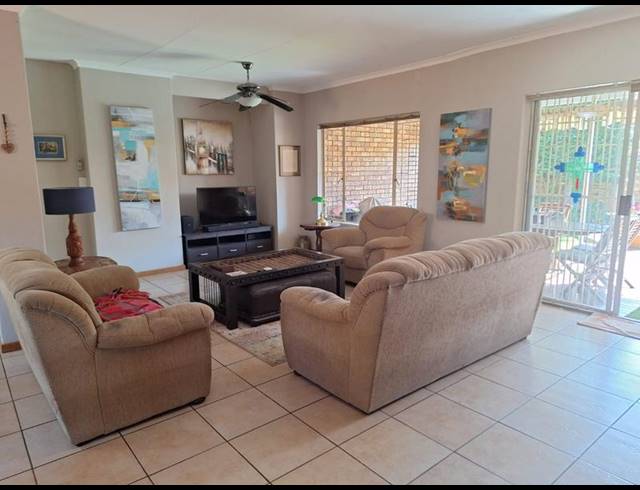 3 BEDROOM HOUSE FOR SALE IN MONTANA PARK